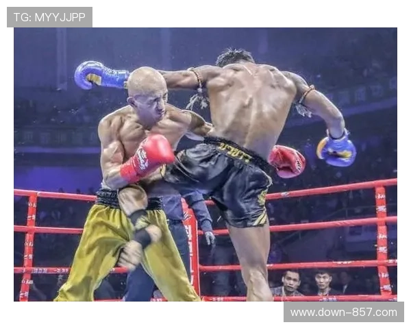 原口健飞荣耀格斗105期首回合TKO莫拉里强势取胜再添连胜